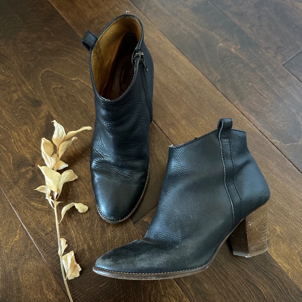 Madewell Billie black leather heeled boots booties